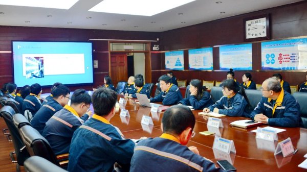 涌融优配 中铝山东有限公司氧化铝厂举办基层通讯员培训班